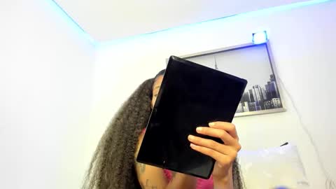 Snapshot of sarah_ashbourne chatting on October 30, 2025, 12:50 pm sarah_ashbourne online show from October 30, 2025, 12:50 pm