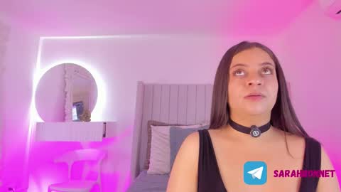 Sarah Bonneth online show from December 4, 2025, 11:19 am