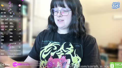 Snapshot of sarah_e_xx chatting on December 3, 2024, 12:02 am Sarah online show from December 3, 2024, 12:02 am