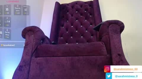 Snapshot of sarah_mistress_ chatting on November 7, 2025, 6:30 pm Sarah online show from November 7, 2025, 6:30 pm