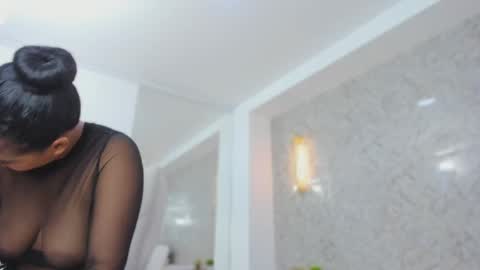 sarah online show from November 11, 2025, 12:16 pm