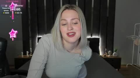 Sarah online show from January 24, 2025, 12:42 am