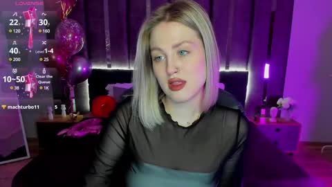 Sarah online show from March 5, 2025, 12:59 am