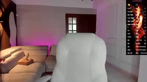 Sarah online show from September 11, 2025, 7:58 pm