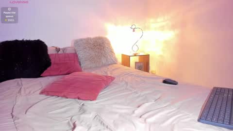 Sarah and Erik online show from September 13, 2025, 1:05 am