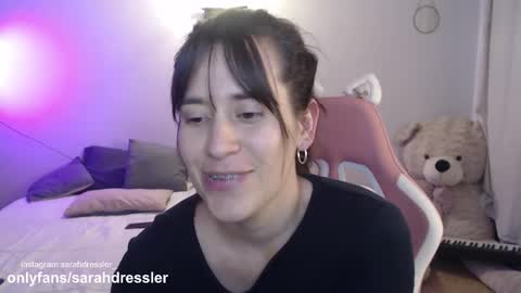 sarahdressler online show from November 4, 2025, 1:05 am