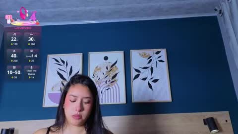 Snapshot of sarahmiler_ chatting on November 18, 2025, 7:51 pm Sarah online show from November 18, 2025, 7:51 pm