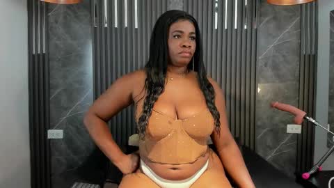 Snapshot of saraievans chatting on November 9, 2025, 4:22 am Sarai online show from November 9, 2025, 4:22 am