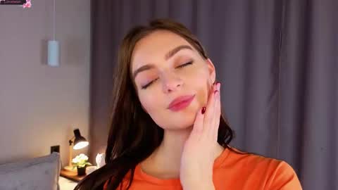 Snapshot of sarakinsly chatting on November 28, 2025, 6:16 am Rosie online show from November 28, 2025, 6:16 am