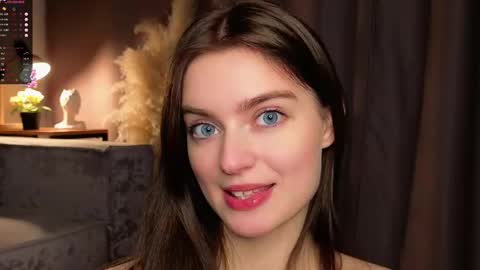 Snapshot of sarakinsly chatting on December 3, 2025, 3:10 pm Rosie online show from December 3, 2025, 3:10 pm