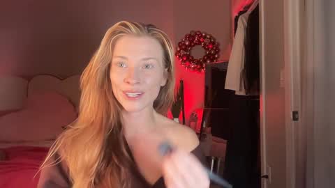 Back from Vacay  Follow for more here  online show from October 21, 2025, 3:29 am