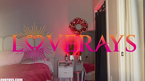 Back from Vacay  Follow for more here  online show from November 4, 2025, 4:00 am