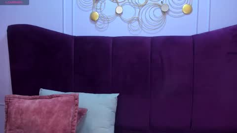 Snapshot of saramagiic chatting on November 30, 2025, 11:58 am online show from November 30, 2025, 11:58 am