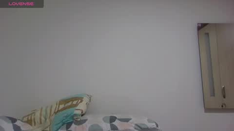 Snapshot of saramartinez100 chatting on December 6, 2024, 1:40 am sara martinez online show from December 6, 2024, 1:40 am