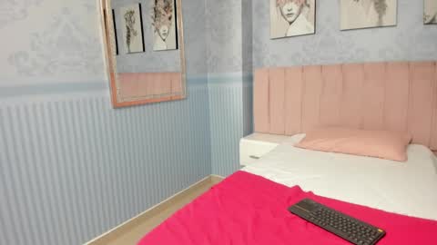 Snapshot of sarasweet18_ chatting on March 6, 2025, 1:57 pm Sara online show from March 6, 2025, 1:57 pm