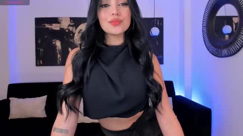 Snapshot of sarawinstone_ chatting on February 12, 2025, 8:07 pm Sara Winstone online show from February 12, 2025, 8:07 pm