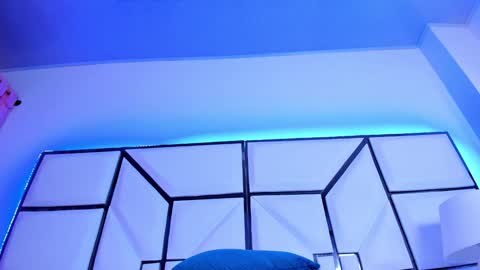 Snapshot of sarayroyse chatting on December 6, 2024, 7:34 pm Saray online show from December 6, 2024, 7:34 pm