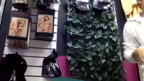 mery online show from October 30, 2025, 5:35 pm