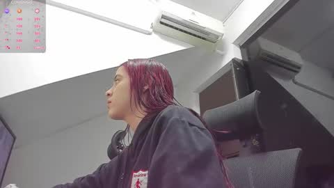 Snapshot of sarenlux chatting on November 16, 2025, 12:55 pm Baby Saren online show from November 16, 2025, 12:55 pm