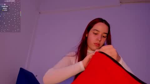 Snapshot of sarenlux chatting on November 23, 2025, 1:00 pm Baby Saren online show from November 23, 2025, 1:00 pm