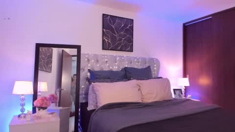 Snapshot of sarhamccormick chatting on September 23, 2025, 12:30 pm sarha online show from September 23, 2025, 12:30 pm