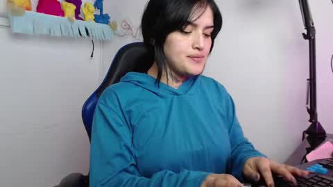 Snapshot of sari_belle chatting on October 8, 2025, 10:13 am Sari online show from October 8, 2025, 10:13 am