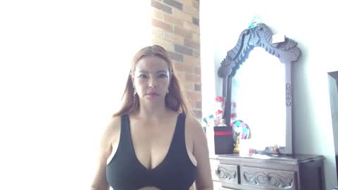 Snapshot of sariii1 chatting on January 9, 2025, 2:18 pm Sara online show from January 9, 2025, 2:18 pm