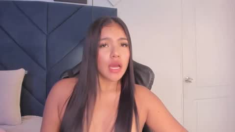 Snapshot of sarita_hills chatting on January 3, 2025, 9:25 am Sara online show from January 3, 2025, 9:25 am