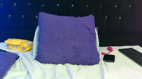 Snapshot of sarita_multisquirt chatting on February 8, 2025, 7:37 am Sara online show from February 8, 2025, 7:37 am