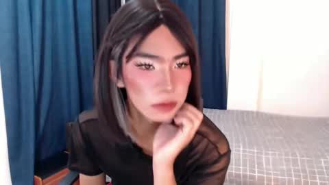 Snapshot of sasha_blade chatting on December 19, 2024, 8:13 pm Sasha online show from December 19, 2024, 8:13 pm
