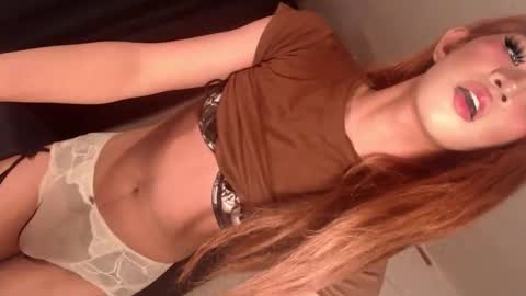 Snapshot of sasha_blade chatting on October 22, 2025, 11:04 pm Sasha online show from October 22, 2025, 11:04 pm