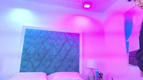 Snapshot of sasha_blazer chatting on September 9, 2025, 3:06 am Sasha online show from September 9, 2025, 3:06 am