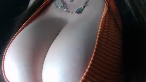 Snapshot of sasha_multiorgasmic chatting on October 8, 2025, 10:35 am sasha online show from October 8, 2025, 10:35 am