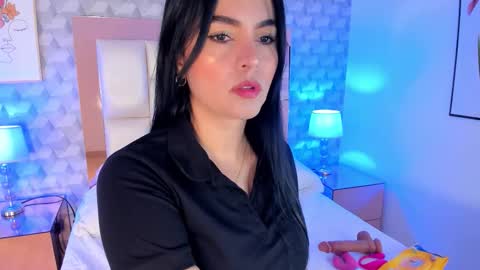 Camila  online show from December 4, 2025, 11:30 am