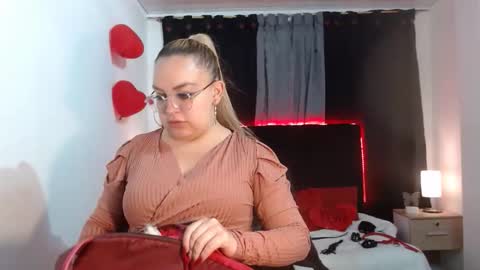 Snapshot of sasha_tk chatting on September 8, 2025, 5:12 pm sasha_tk online show from September 8, 2025, 5:12 pm