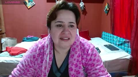 Snapshot of sasharosee2 chatting on November 26, 2025, 1:23 pm S A S H A R O S E online show from November 26, 2025, 1:23 pm