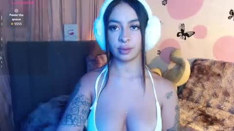 Sasha  Independent model online show from November 22, 2025, 7:51 am