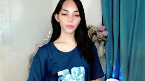 Snapshot of sashifoxdoll_ chatting on September 8, 2025, 6:07 pm Sashi online show from September 8, 2025, 6:07 pm