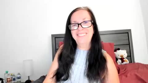 Sassiest Peach Goddess online show from December 15, 2025, 1:26 pm