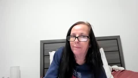 Sassiest Peach Goddess online show from December 19, 2025, 2:18 am