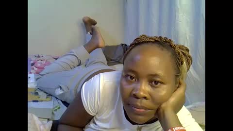 Snapshot of sassy_bella chatting on October 28, 2025, 6:54 pm sassy_bella online show from October 28, 2025, 6:54 pm