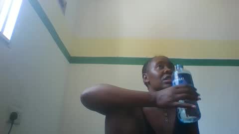 Snapshot of sassy_bella chatting on November 16, 2025, 9:26 am sassy_bella online show from November 16, 2025, 9:26 am