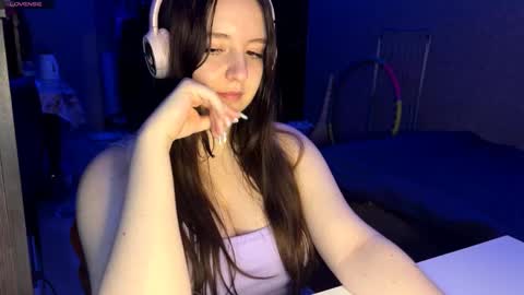 Marmulka or Mary online show from November 21, 2025, 5:22 pm