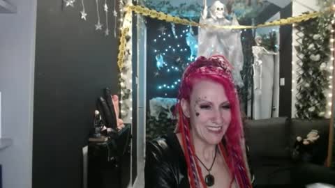 SaucySky online show from October 18, 2025, 12:57 am