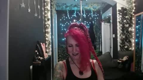 SaucySky online show from November 18, 2025, 10:14 pm