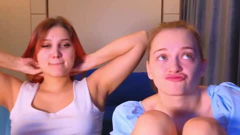 Snapshot of sav_anna chatting on December 9, 2024, 2:28 pm LUNA and ANNA    online show from December 9, 2024, 2:28 pm