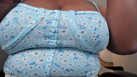 S a v a n n a h  online show from October 3, 2025, 12:13 pm