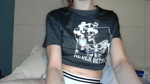 Snapshot of savvysavage6973 chatting on January 20, 2025, 12:36 am SavvySavage online show from January 20, 2025, 12:36 am