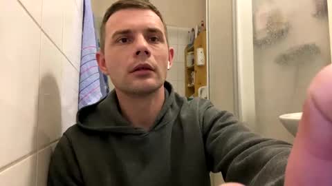 Snapshot of sawa08051989 chatting on December 29, 2024, 3:57 pm chamomile online show from December 29, 2024, 3:57 pm