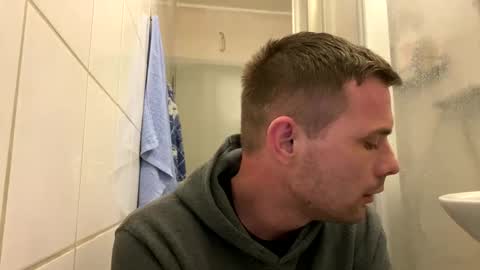 Snapshot of sawa08051989 chatting on December 31, 2024, 1:36 am chamomile online show from December 31, 2024, 1:36 am